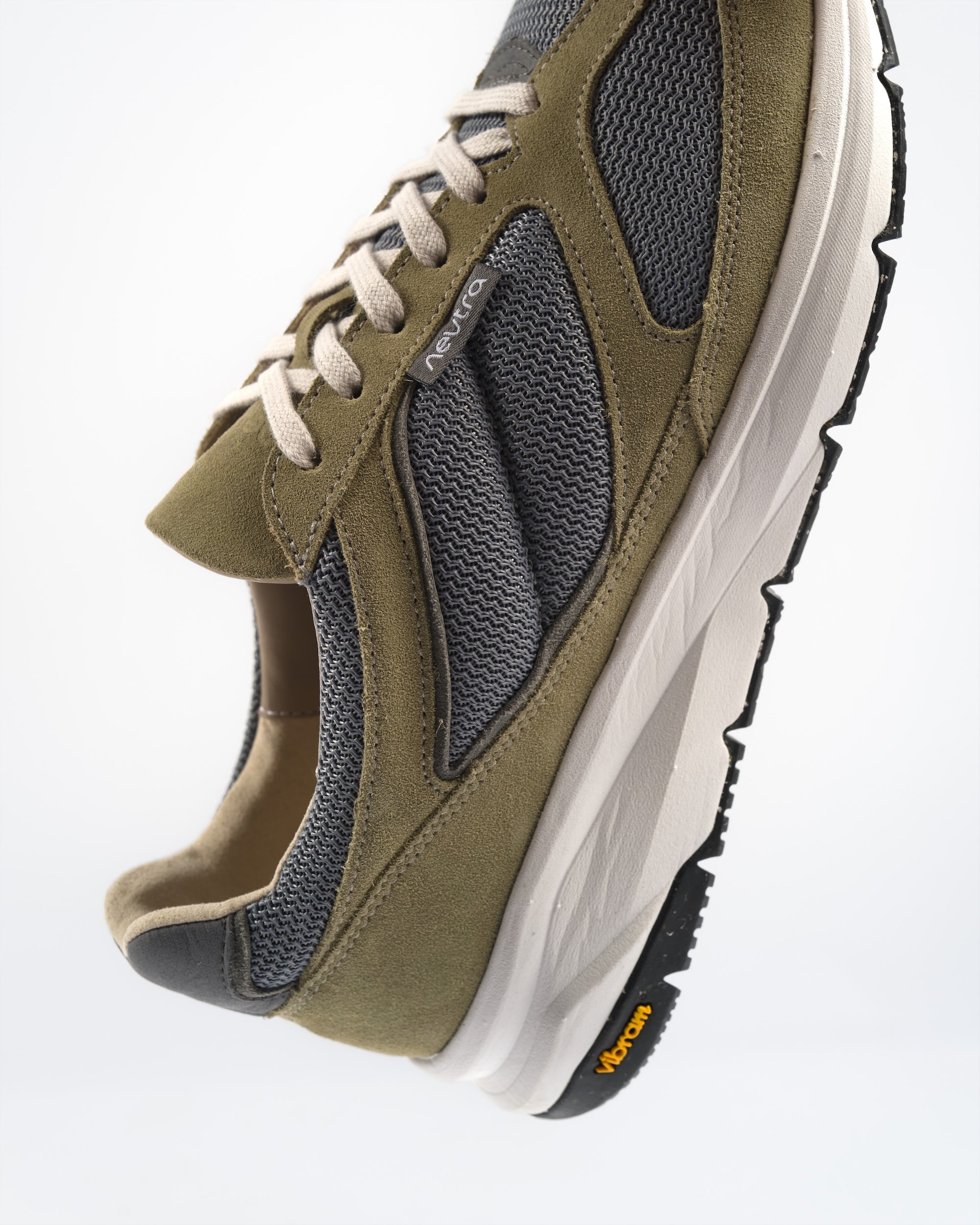 HAKONE TRAINER V.2 WARP KNIT | GREY OLIVE