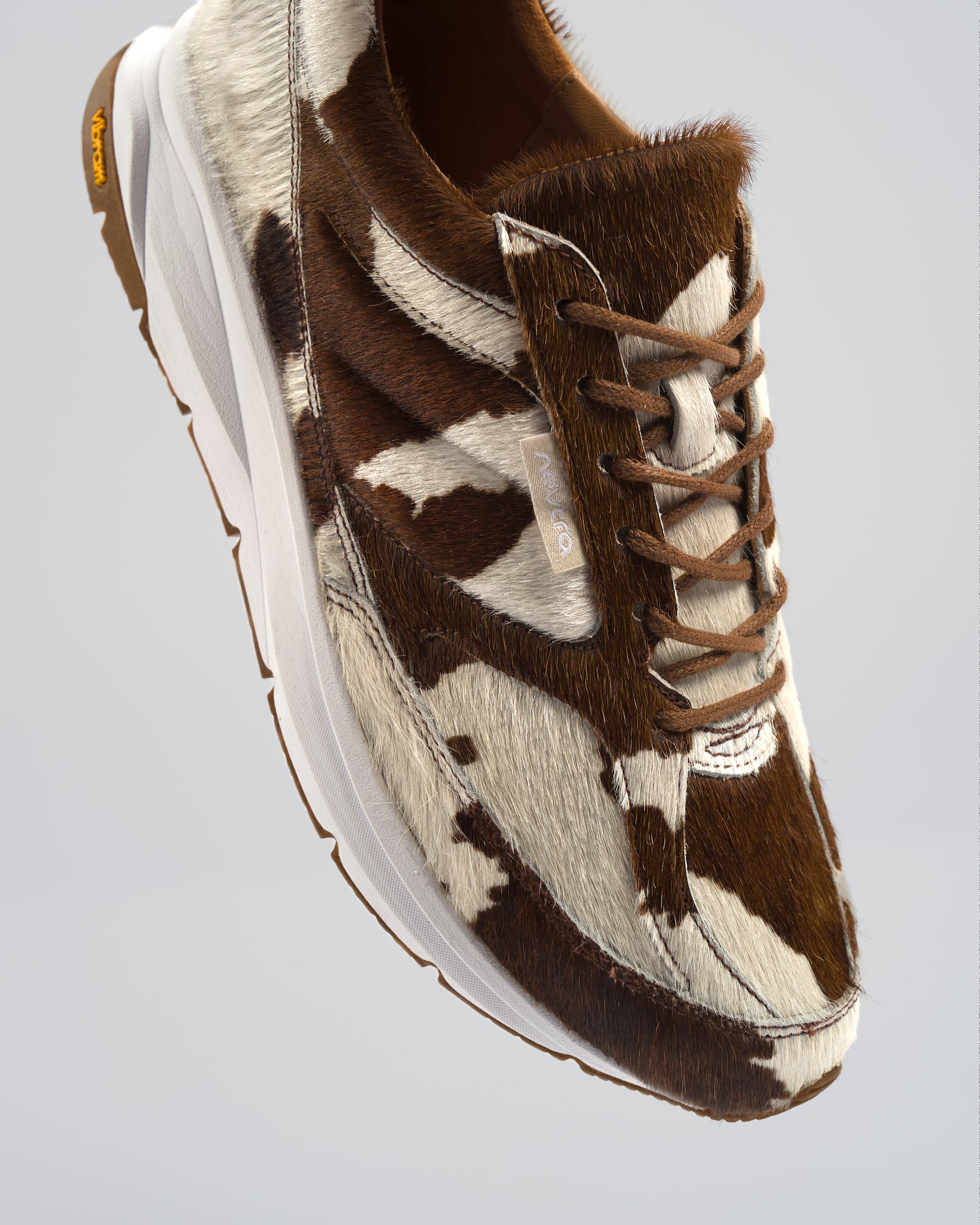 HAKONE V.2 STATEMENT | CAVALINO