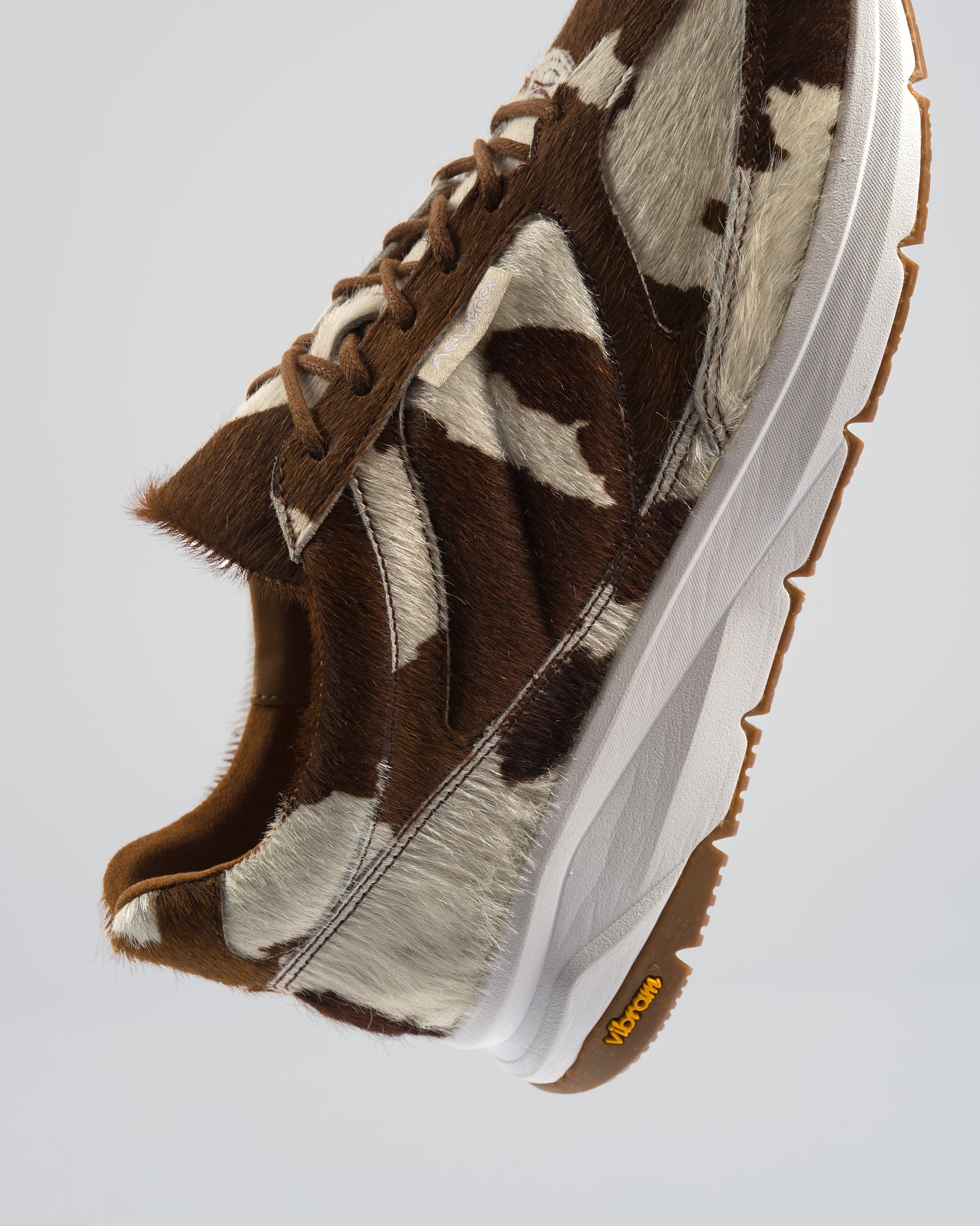 HAKONE V.2 STATEMENT | CAVALINO