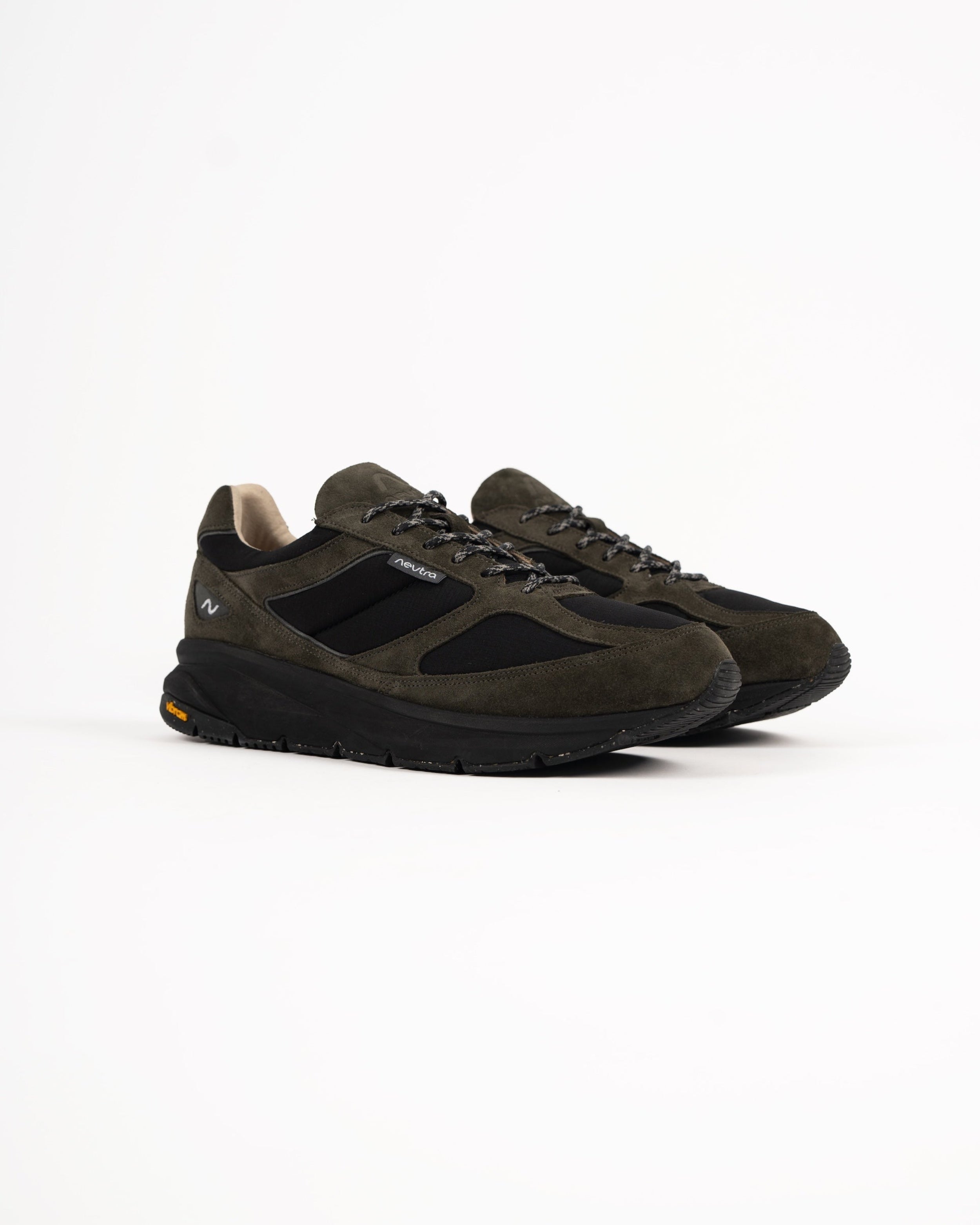 HAKONE TRAINER V.2 RIPSTOP | CATFISH BLACK