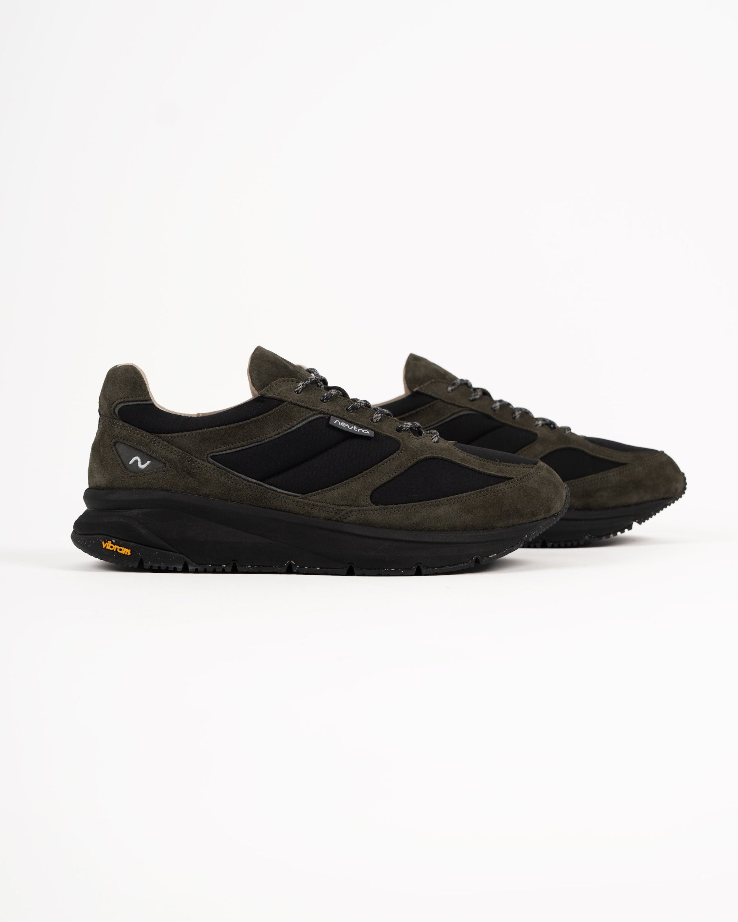 HAKONE TRAINER V.2 RIPSTOP | CATFISH BLACK