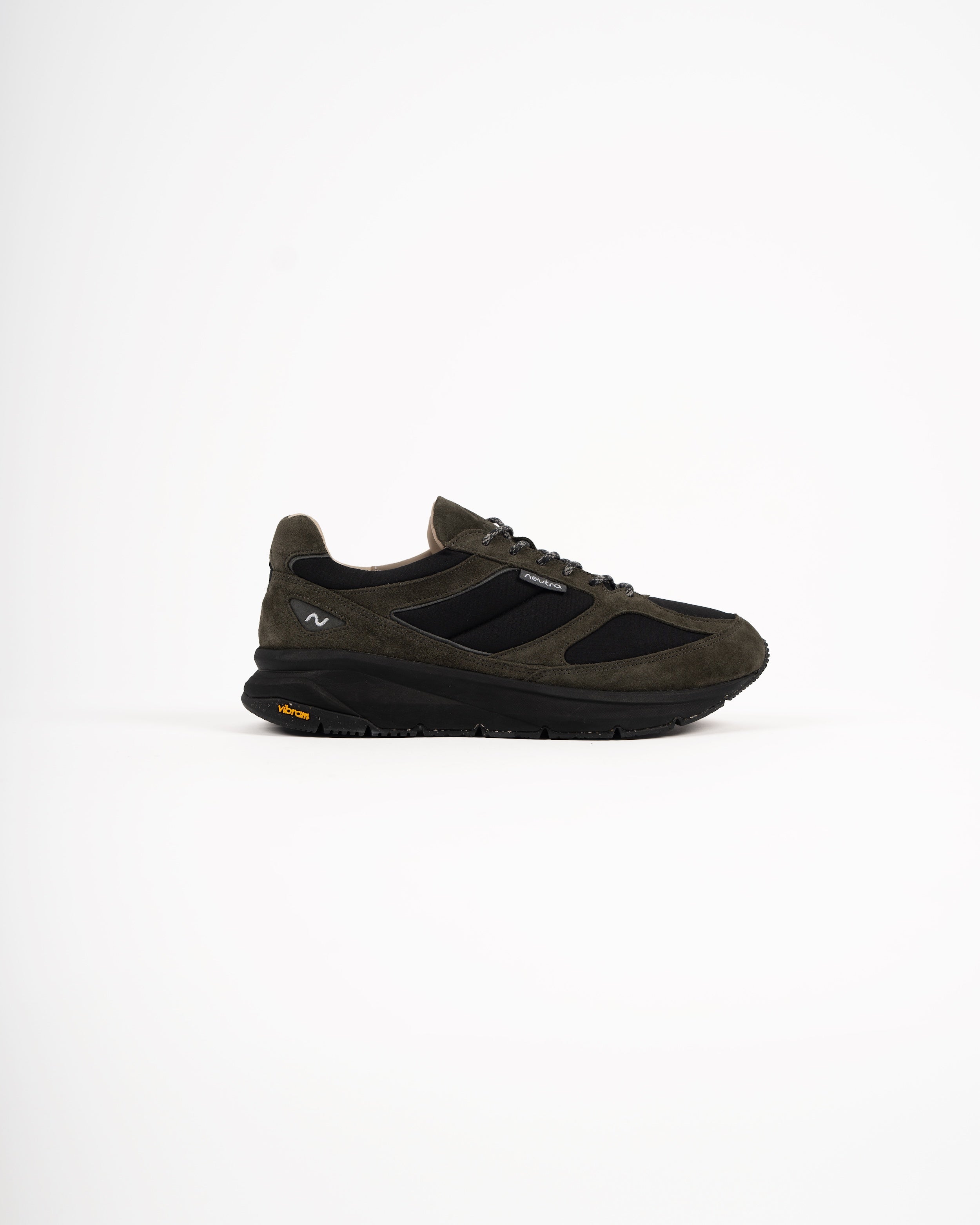 HAKONE TRAINER V.2 RIPSTOP | CATFISH BLACK