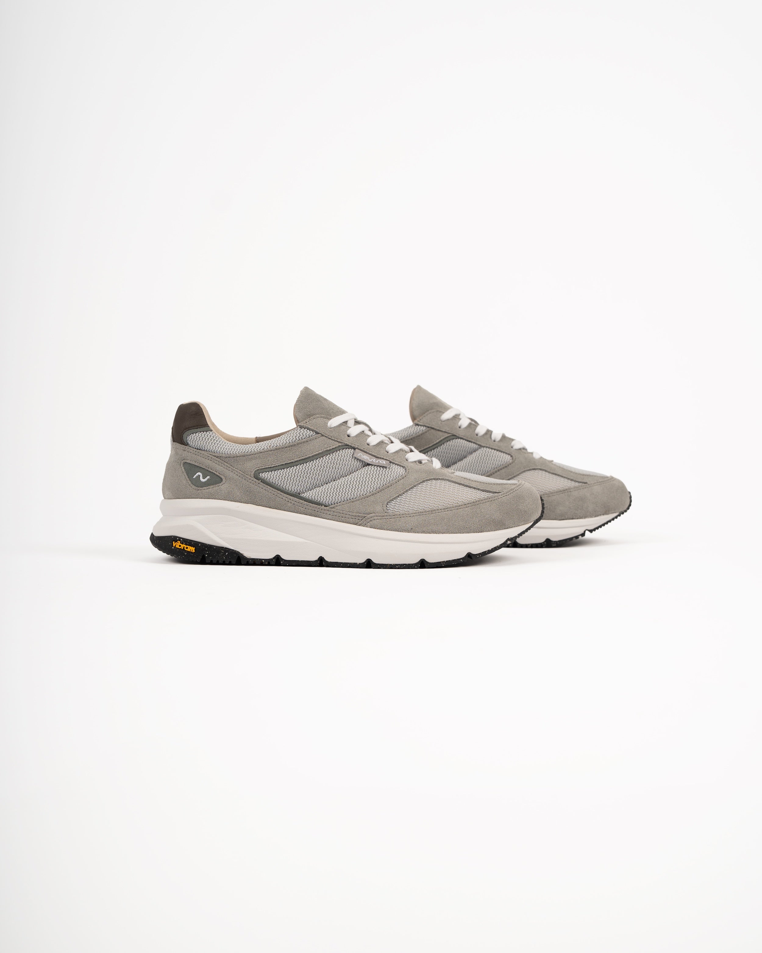 HAKONE TRAINER V.2 PRM WARP KNIT | CEMENT GRIS