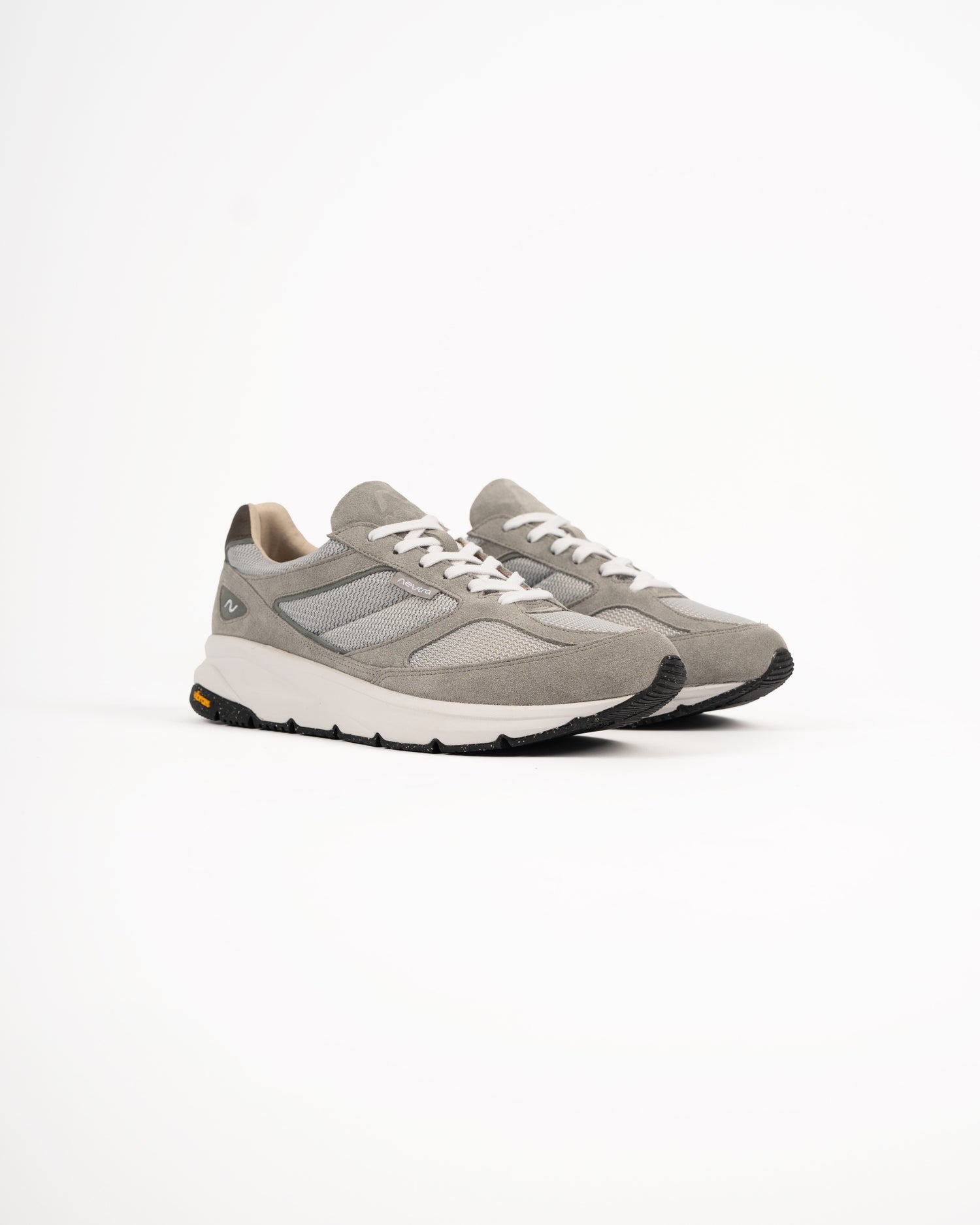HAKONE TRAINER V.2 PRM WARP KNIT | CEMENT GRIS