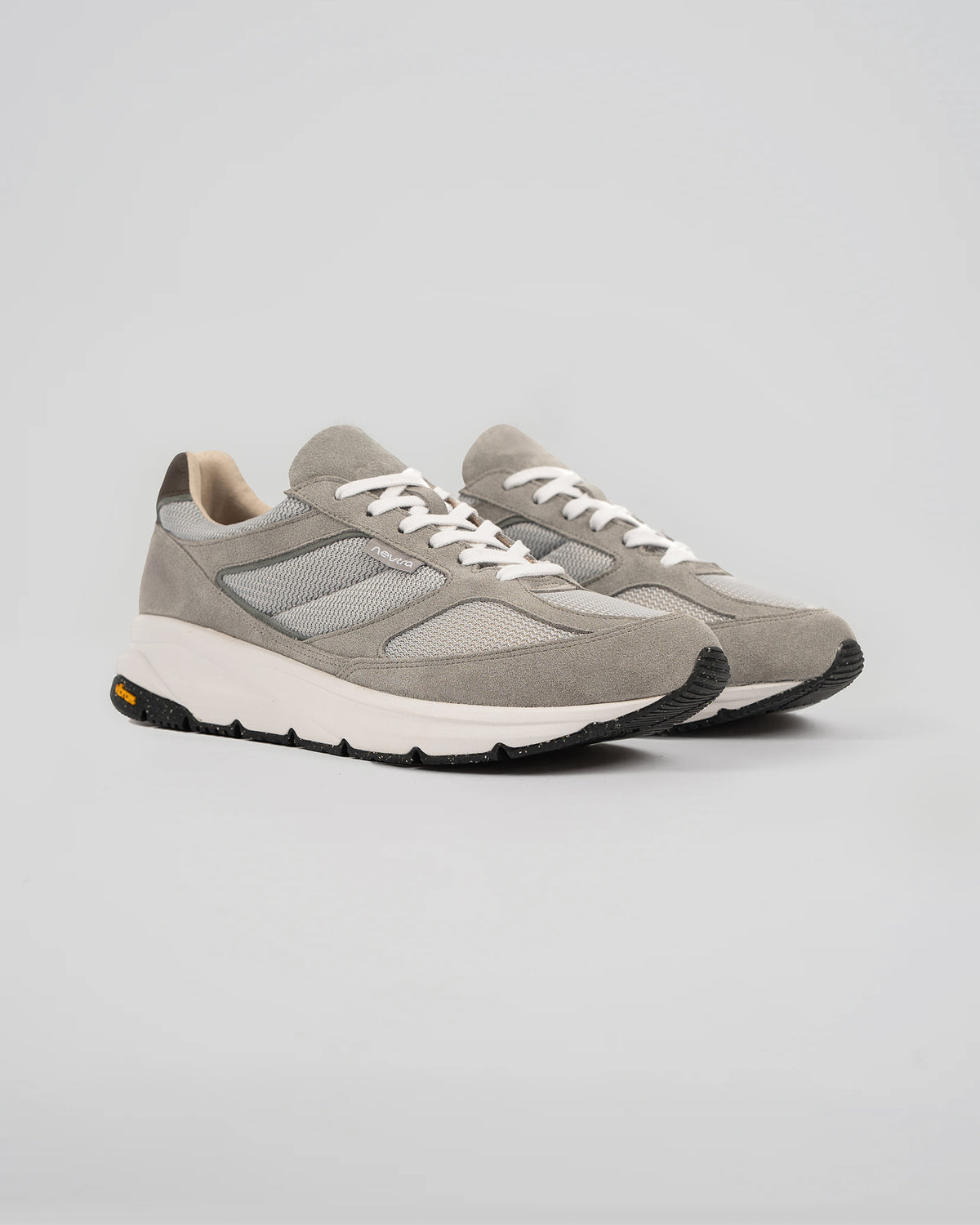 HAKONE TRAINER V.2 PRM WARP KNIT | CEMENT GRIS