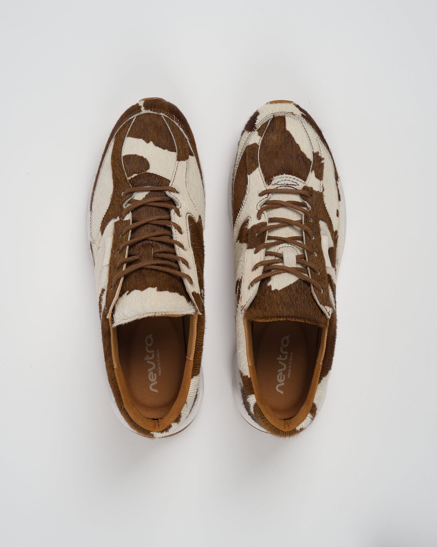 HAKONE V.2 STATEMENT | CAVALINO