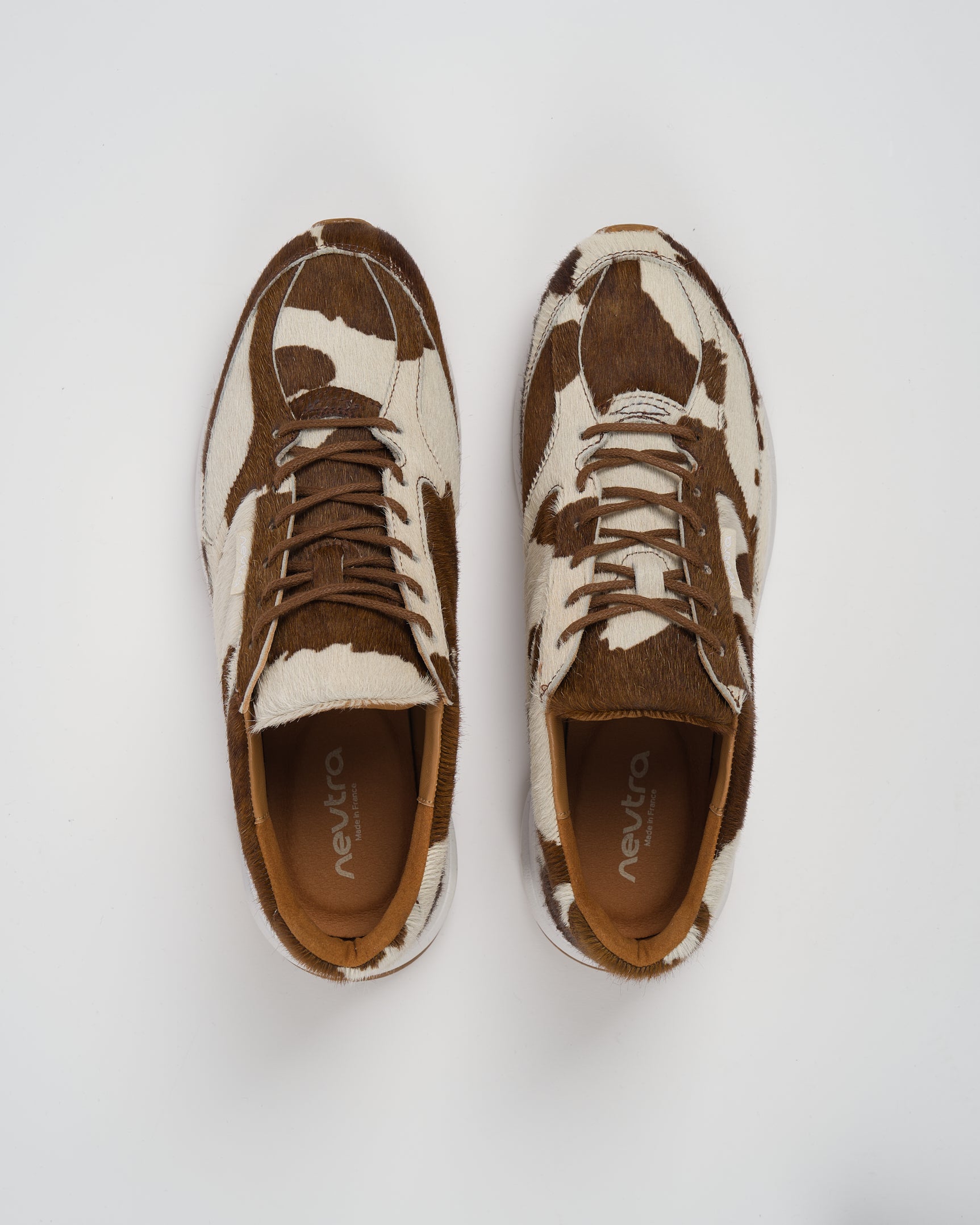 HAKONE V.2 STATEMENT | CAVALINO