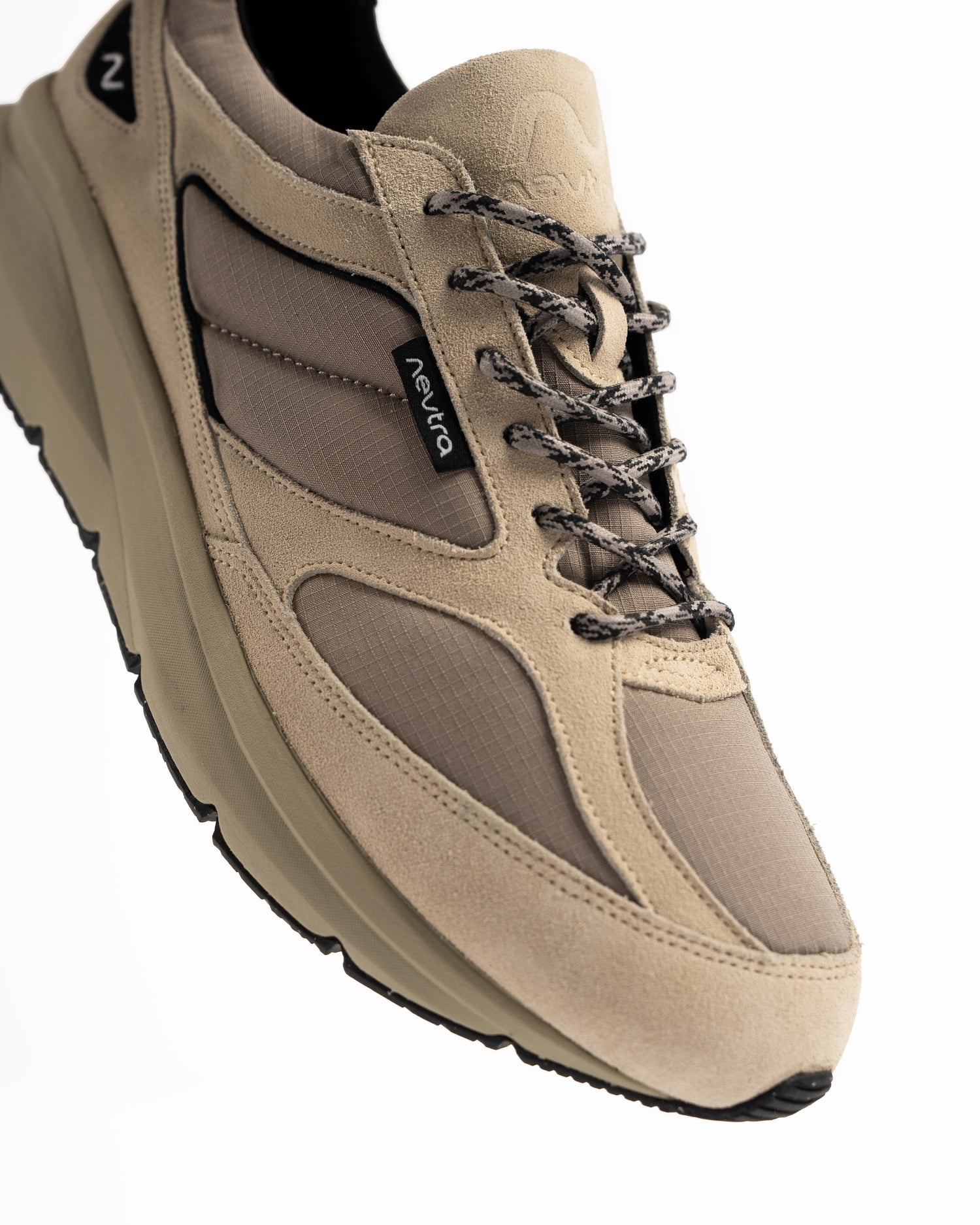 HAKONE TRAINER V.2 RIPSTOP | FROST GREIGE